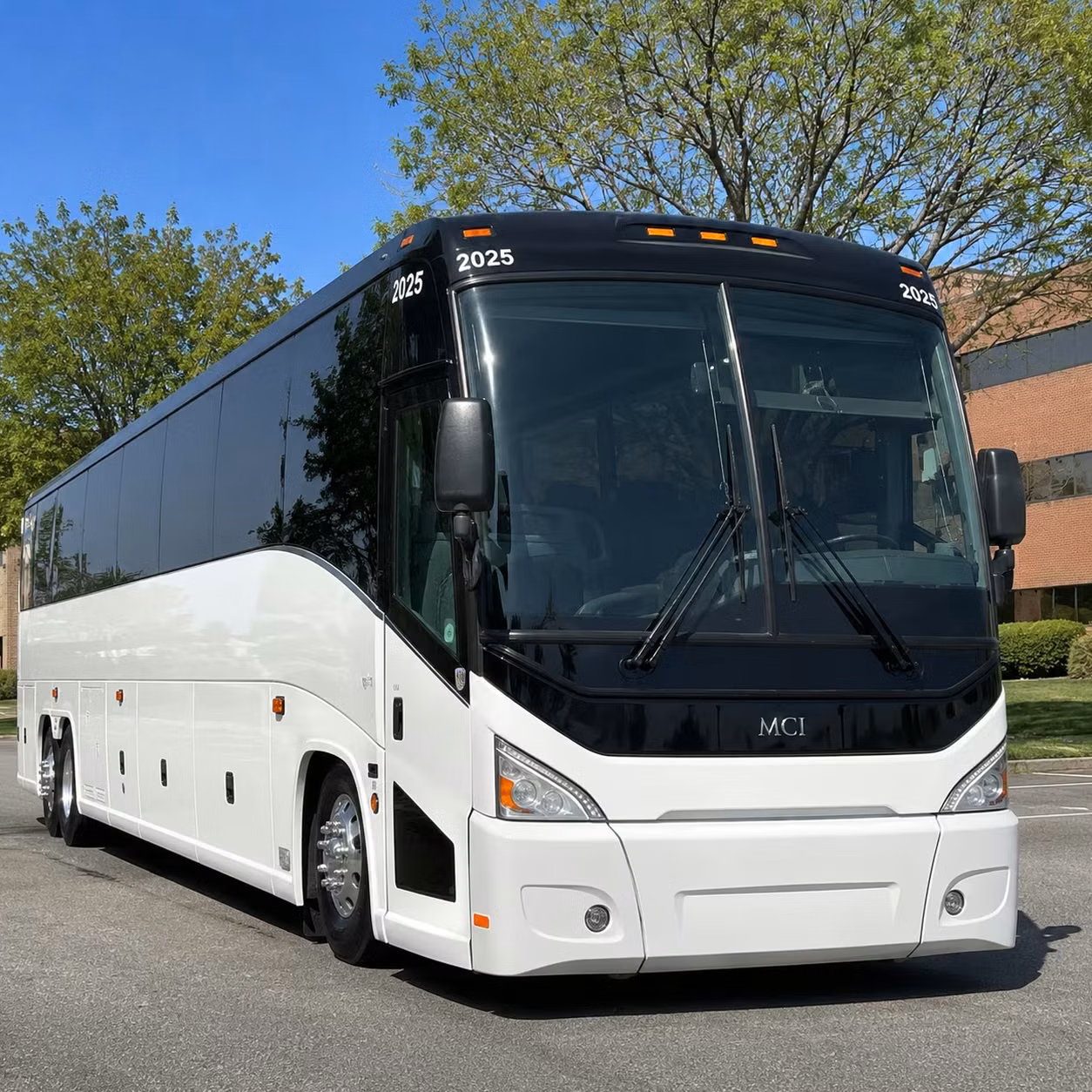 charter bus rentals for outdoor music festivals near oklahoma city