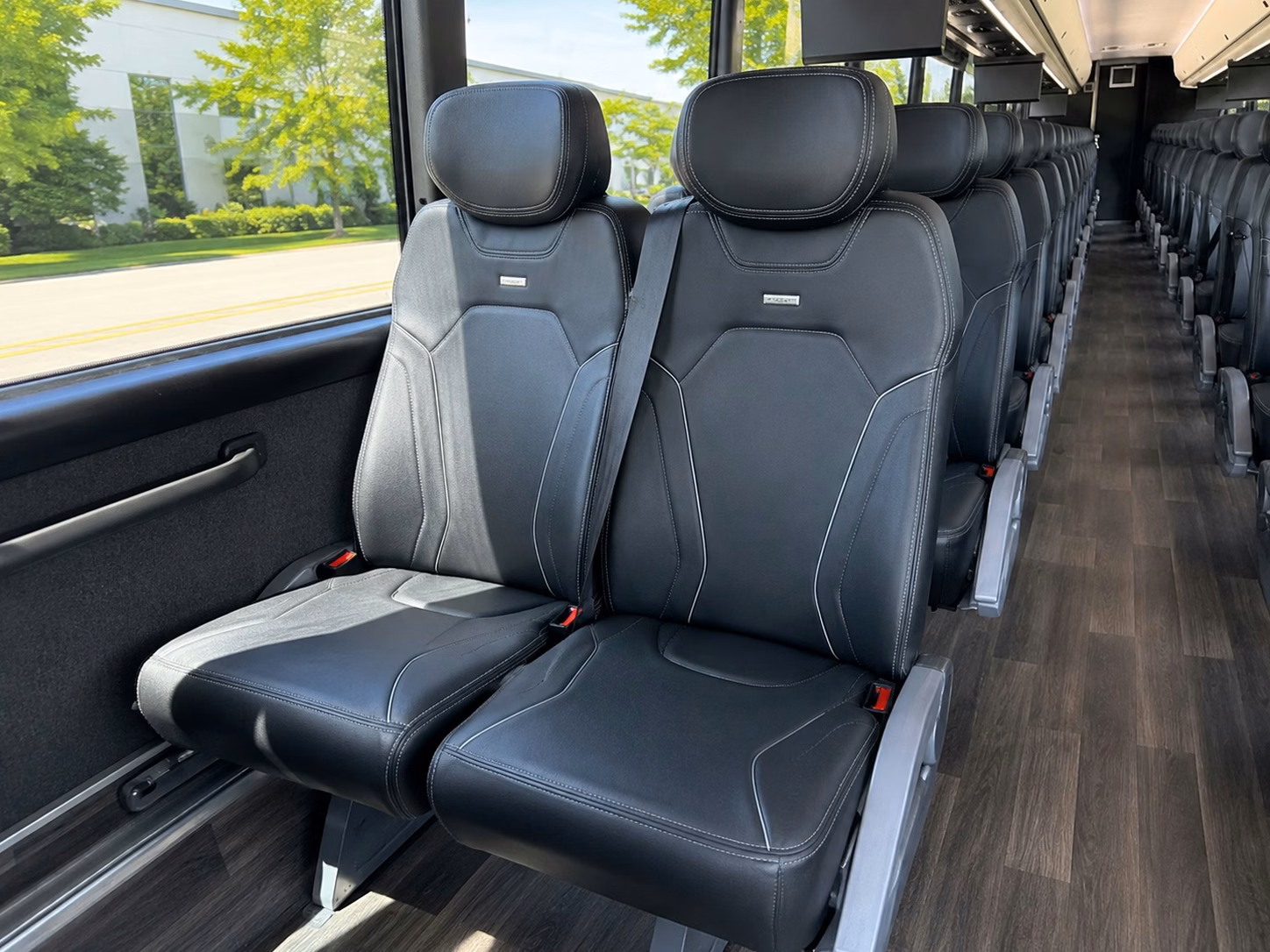 charter bus rentals for tinker afb personnel and contractors in oklahoma city