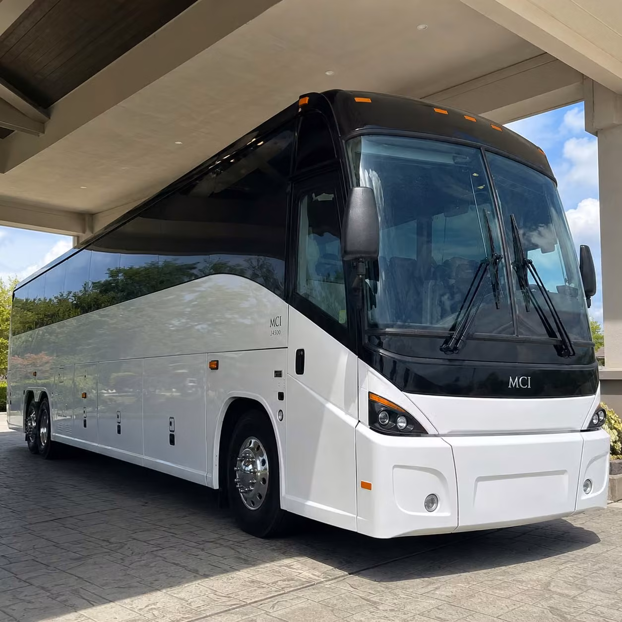 shuttle buses for oklahoma city s energy healthcare and aerospace sectors